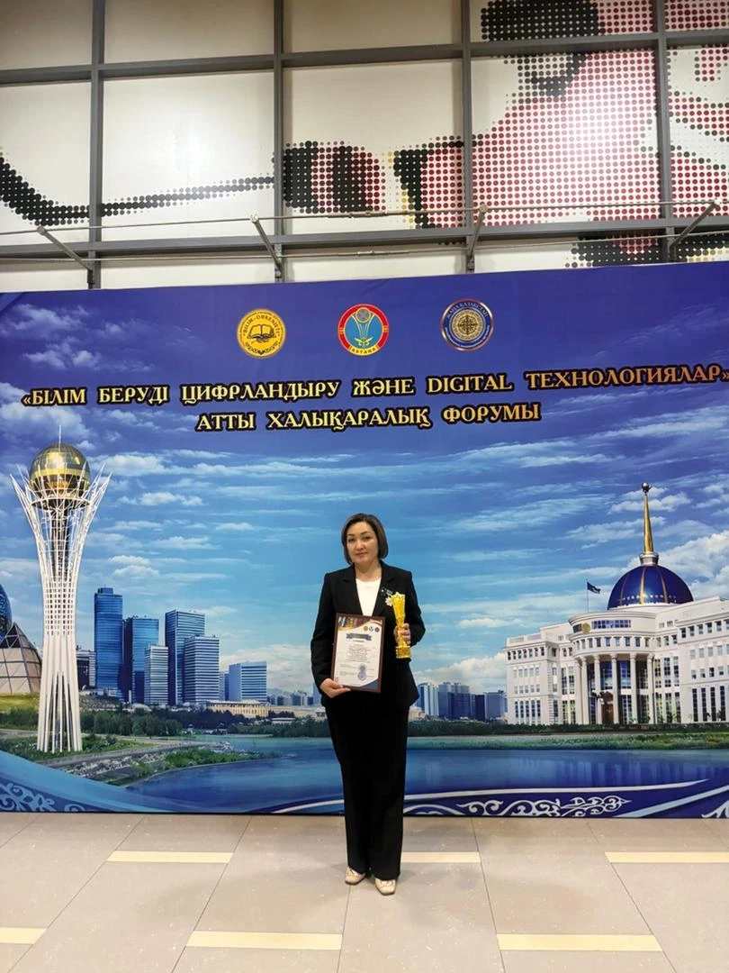 Учитель из Кыргызстана стала «Лучшим педагогом СНГ»