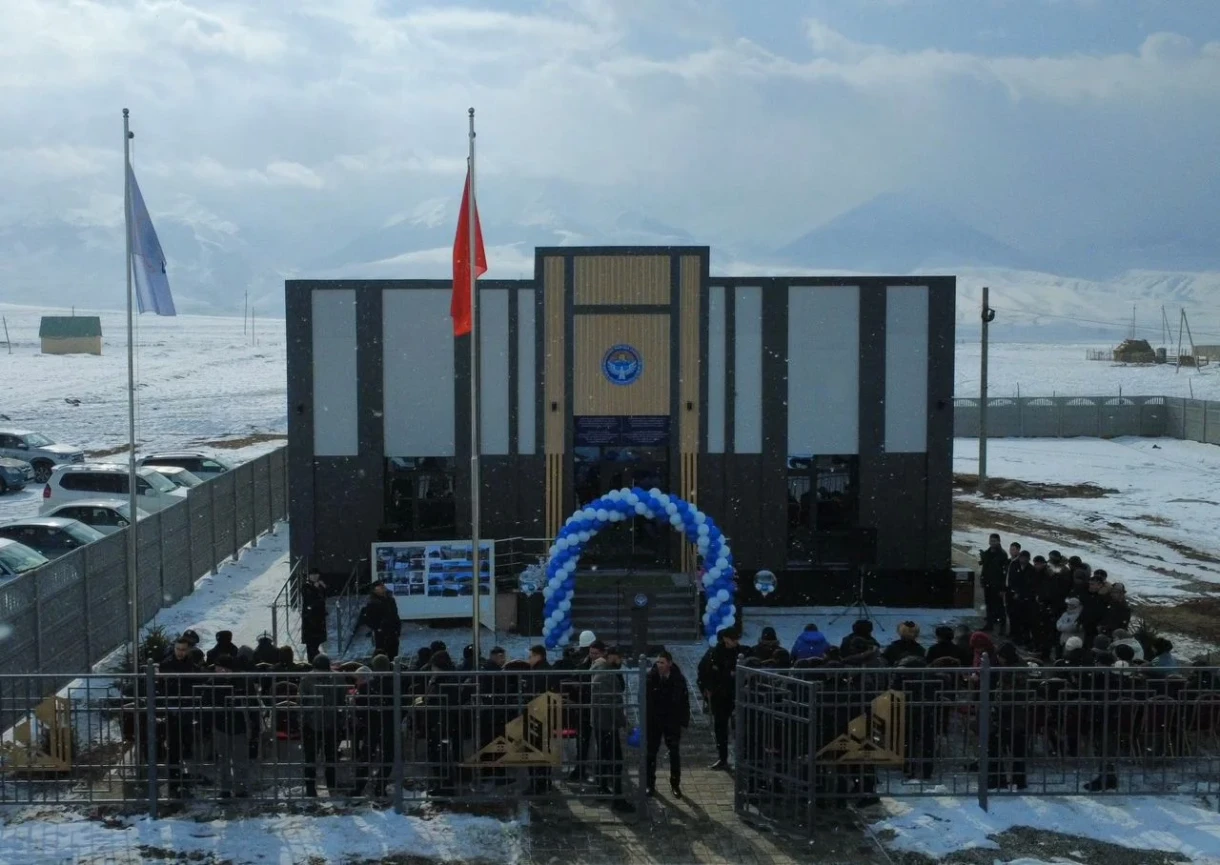 Ат-Баши районунда шаар куруу жана архитектура башкармалыгынын жаңы имараты ачылды