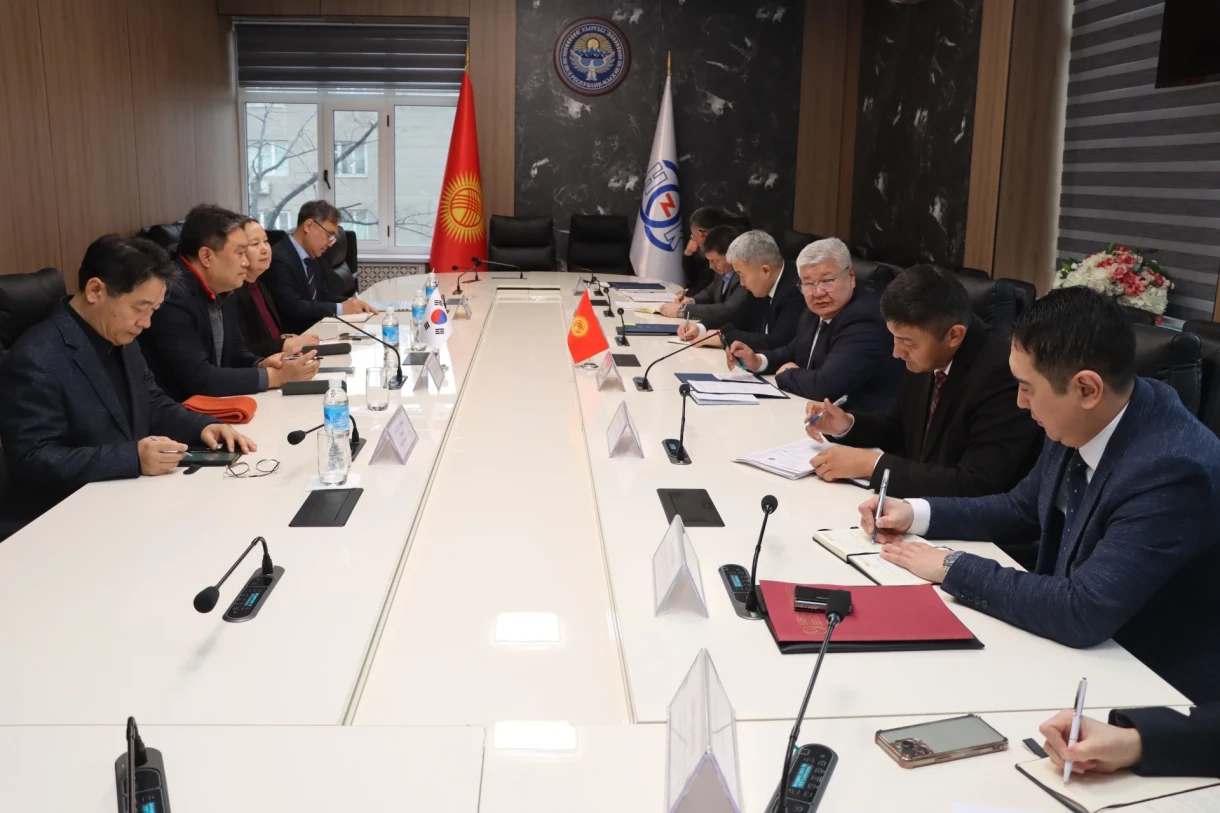 Кореялык компания 300 электр заряддоо станциясын унаалар үчүн орнотууну пландаштырууда