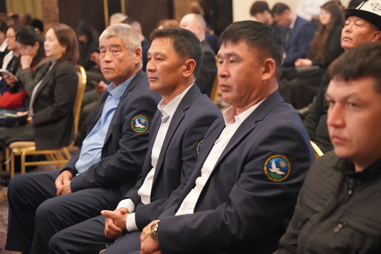 Кыргызстанда браконьерчиликке каршы күрөшкө кошкон салымы үчүн егерлерди жана активисттерди сыйлашты
