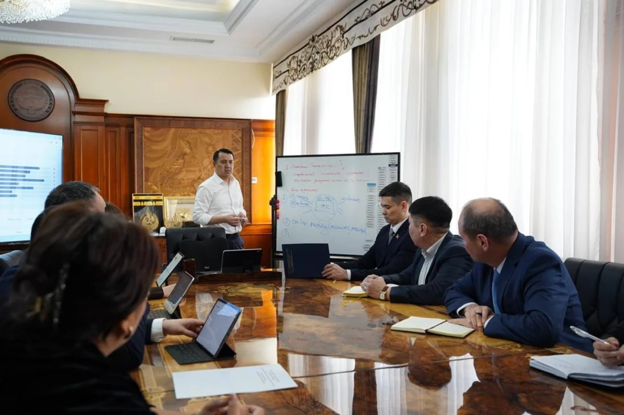 Работу парламента КР начали полностью переводить в цифровой формат