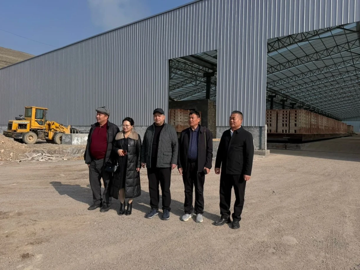 В Ошской области реализуется инвестпроект в сфере строительных материалов