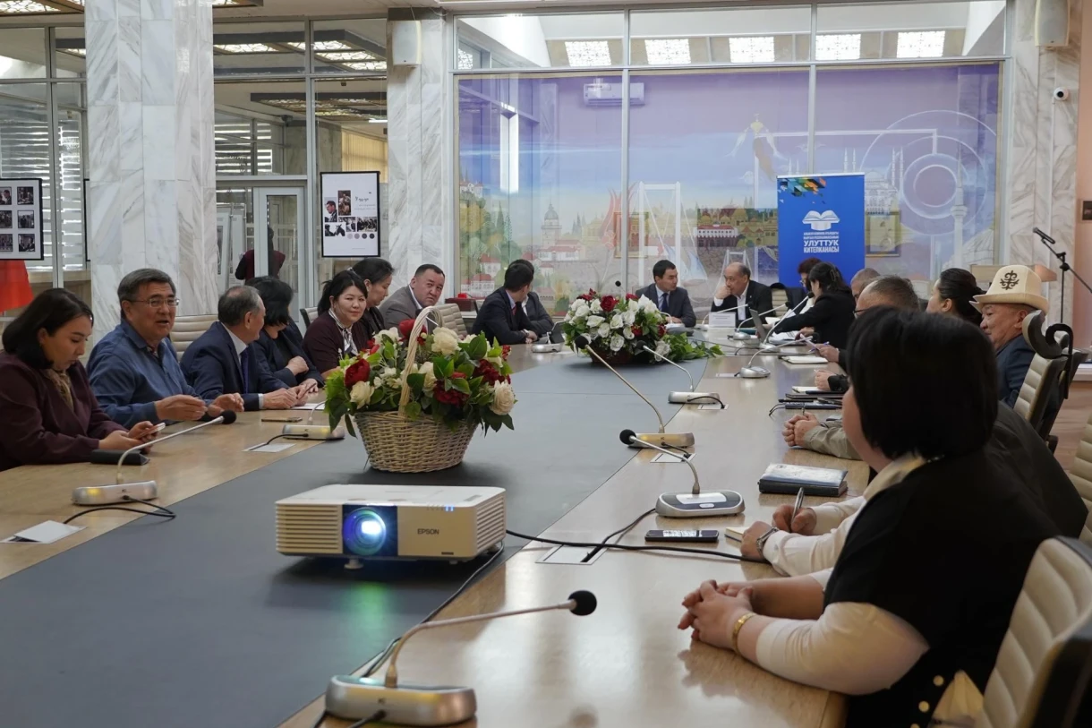 В Минкультуры обсудили исполнение закона о государственном языке