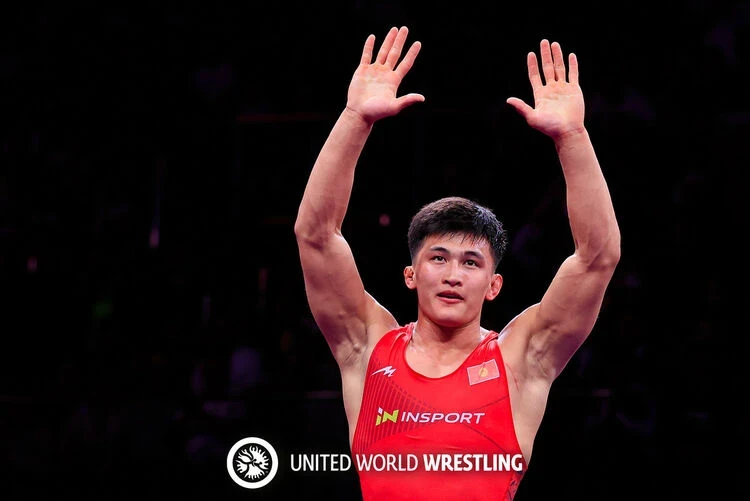 Кыргызстанец Асан Жанышов выиграл чемпионат Азии по борьбе
